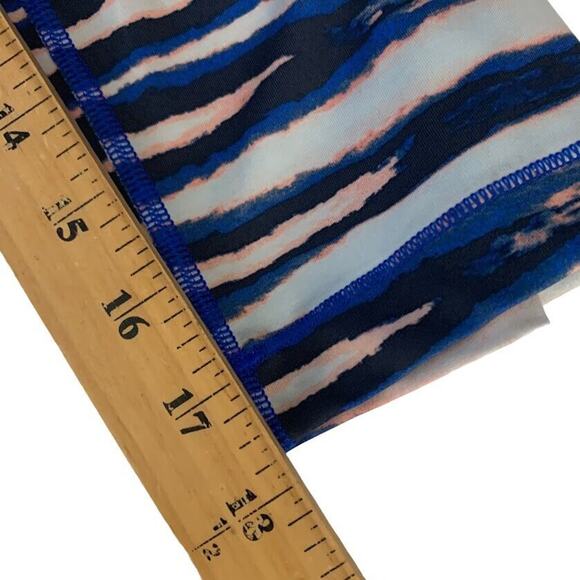 Nike Capri Crop Pro Fit Striped Athletic Leggings Womens Small Black Blue Active - Picture 11 of 12